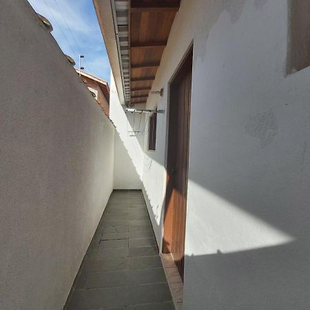 0006.03 - Maranduba - Chale - 1 Dorm - 5 Pess - 3 Quadras Do Mar - Piscina Coletiva - Wifi Βίλα Ubatuba Εξωτερικό φωτογραφία