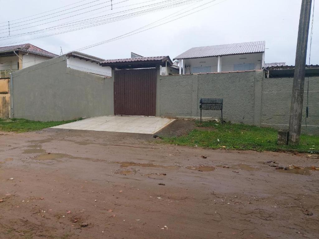 0006.03 - Maranduba - Chale - 1 Dorm - 5 Pess - 3 Quadras Do Mar - Piscina Coletiva - Wifi Βίλα Ubatuba Εξωτερικό φωτογραφία